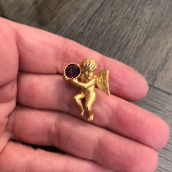 Vintage AVON Angelic Birthstone Pin February/ Simulated Amethyst 1996 - Picture 11 of 15